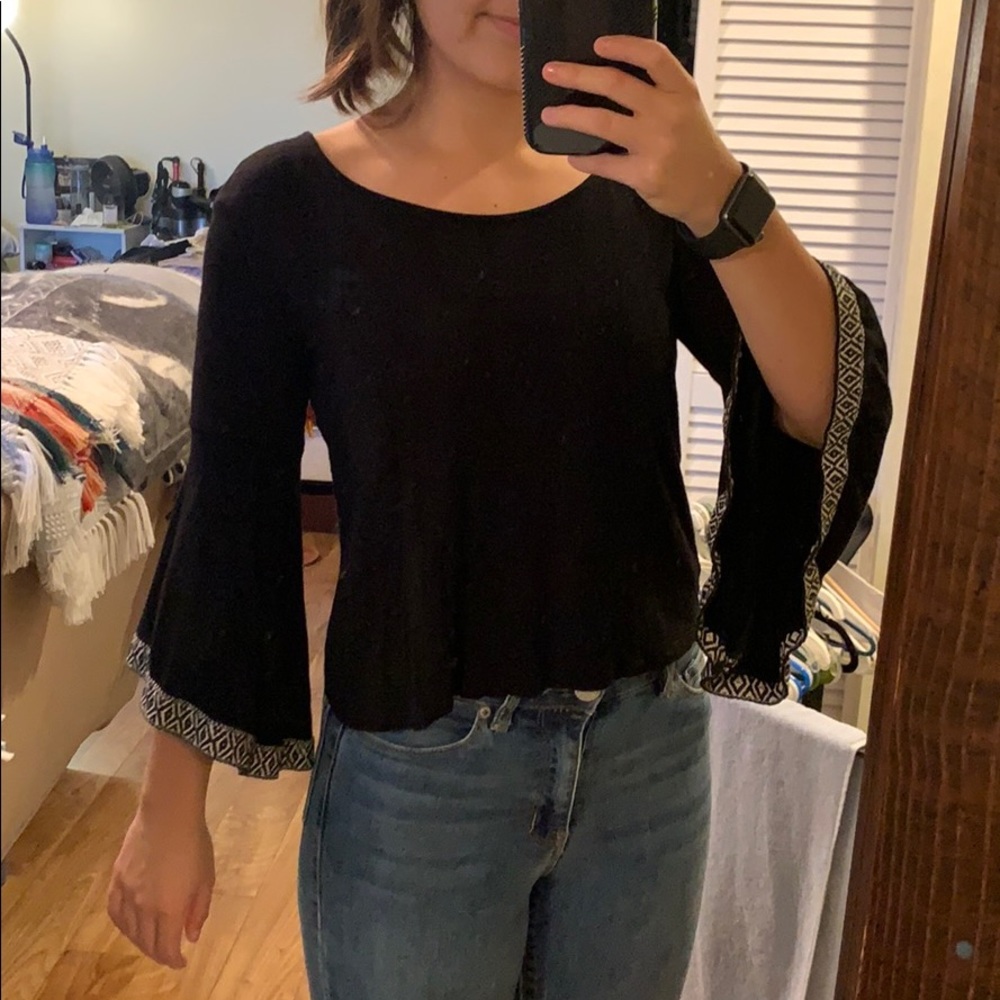 Black Crop with Flowing Sleeves